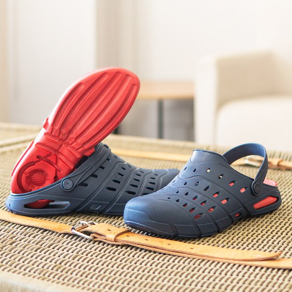 ravi azulmarinho classicblue vermelho alca maxisense clog campanha